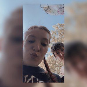 Meet your Posher, Zoe